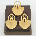 Parure ethnique : boucles d'oreilles + bagues