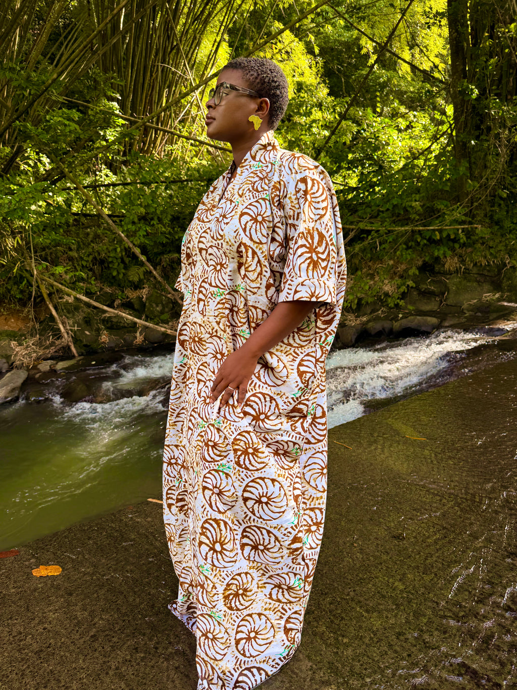 Robe longue en batik coton - Marron fleuri